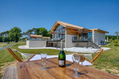 Gites et Lodges Domaine des Hauts de Rouquette Escapades en Perigord EYMET, Gîte à Eymet