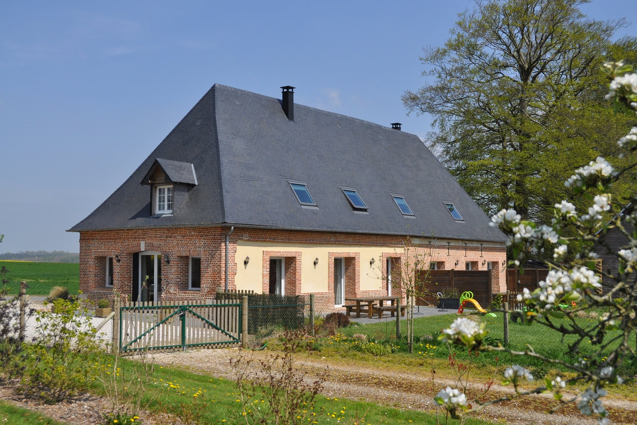 Les Gîtes de Caumont, Gîte à Saint-Crespin