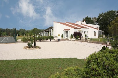 Les Terrasses de Saint Georges : Gîte avec piscine intérieure chauffée, proche Châteaux, limite Dordogne, Lot-et-Garonne, Gîte à Saint-Georges