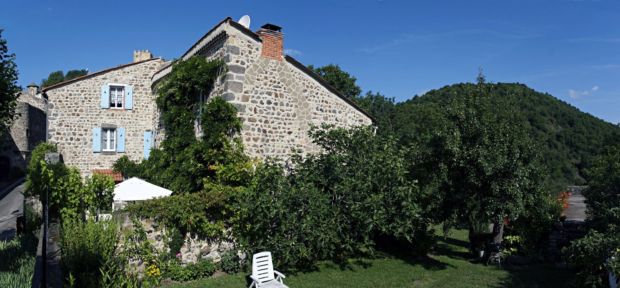 Gîte Prieuré, Gîte à Montaigut-le-Blanc