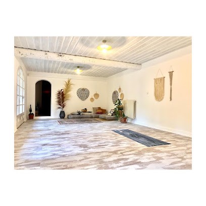 Villa Des Baumes, Gîte à Cornillon-Confoux