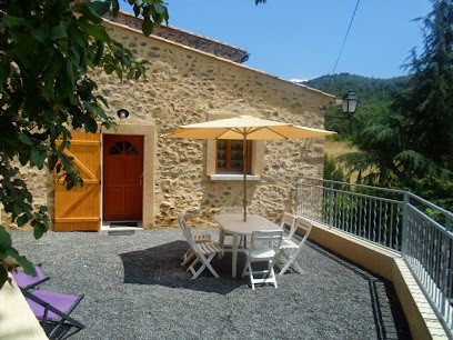 GITE DU COURREDOU DE LA VERDURE, Gîte à Lanet