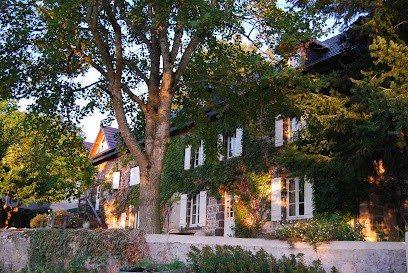 la maison de famille de grandval, Gîte à Châteauneuf-les-Bains