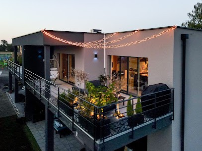 Appartement terrasse 10 min Colmar Airbnb 90m2 terrasse, Gîte à Widensolen