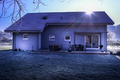 Insolite maison bois, Gîte à Chaudefontaine