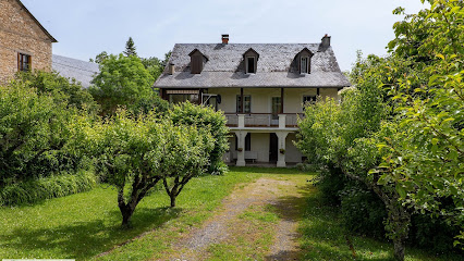 Maison Indépendante Avec Parc Privé À Laissac - Gîtes De France, Gîte à Laissac-Sévérac l'Église