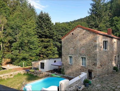 Le Domaine du Bien-être , Auvergne, Gîte à Égliseneuve-des-Liards