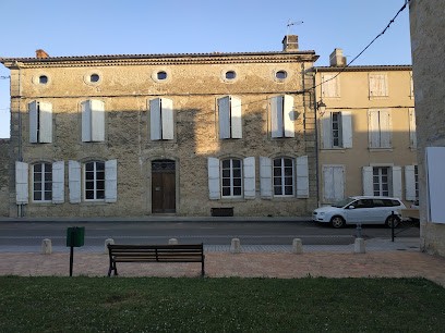 La Maison Du Ballandreau, Gîte à Monségur