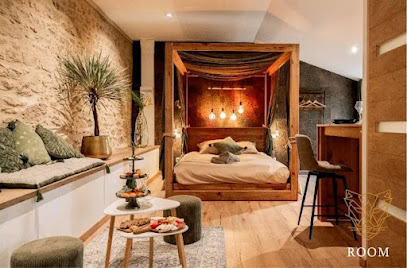 Love Room Vendée - Spa Privatif 85310 Nesmy, Gîte à Nesmy