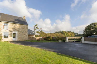 Du Bois De Tregorantin - Gîtes De France, Gîte à Sérent