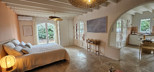 Nuits D'audace Gîte à Lembras