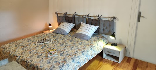 Gîte les sambucs, Gîte à Massegros Causses Gorges