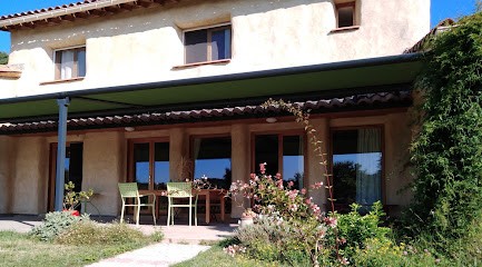 Gîte Le Clou de Girolle, Gîte à Saint-Julien-de-Peyrolas