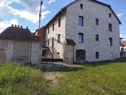 La Cure Du Petit Doubs, Gîte à Rang