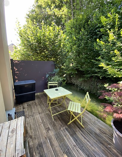 Les Dépendances, Gîte à Courtivron