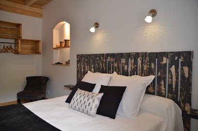 Les Gîtes du Canal du Midi - Gîte La Cordonnerie, Gîte à Renneville