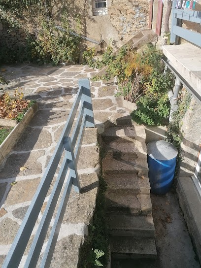 Lac De Pareloup Olive, Gîte à Salles-Curan