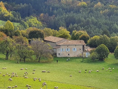 Gîte La Grange Aux Volets Bleus, Gîte à Rimon-et-Savel