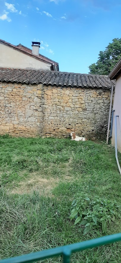 Les Gites Du Domaine Des Anges Fideles, Gîte à Saint-Front-sur-Lémance