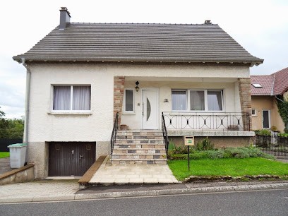 home d'tours, Gîte à Hambach