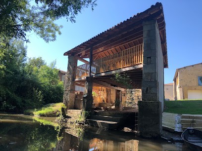 Gîte Marais Poitevin - Les Plaisirs D'Irleau - Jacuzzi - Spa - Barque - Canoë - Port Privé - Vélos - Pêche - Proche Coulon, Gîte au Vanneau-Irleau