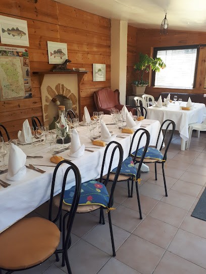 Moulin d'Akwom - Gite de peche, Gîte à Thouars