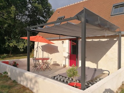 Le Boudoir de Nana 37. Gite romantique, love room pour couple. lit rond, spa , espace massage, chambre coquine, wifi..., Gîte à Manthelan