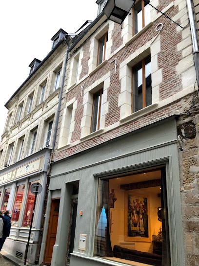Cathedral Rooms, Gîte à Laon