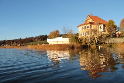 Les Gites Du Lac, Gîte à Montperreux