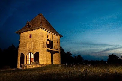 Pigeonnier Du XVIIIème Siècle, Gîte aux Pechs du Vers