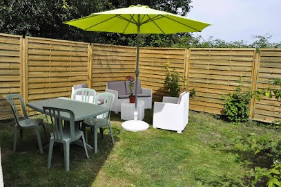 Gîtes TY BIHAN, Gîte à Irodouër