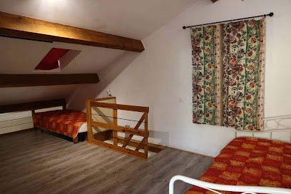 Massé Frédéric - Ferme Equestre Les Coccinelles, Gîte à Lurs