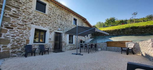 Gîte Du Champ Bon, Gîte au Chambon-Feugerolles