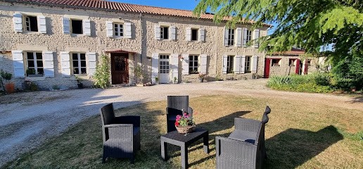 Escale au Clos Saint-Martin, Gîte à Saint-Martin-de-Juillers