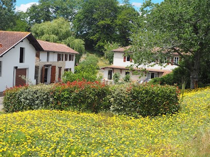 Gîte du Moulin de Miremont - Accueil de groupe - Espace naturel - Proche Cote Basque, Gîte à Saint-Étienne-d'Orthe