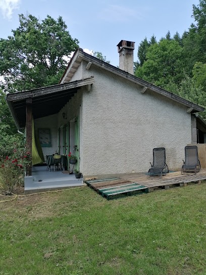 Gîte Chez Papy, Gîte à Burlats