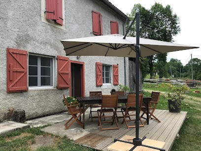 Gîte-Chambre D’hôte Les Pivoines, Gîte à Nistos