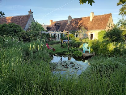 Au Jardin De La Marquetterie, Gîte à Cigogné