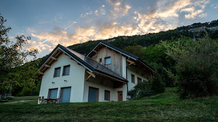 La Grange Aux Écureuils, Gîte à Montagnole