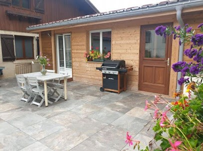 les géraniums du 95b, Gîte à Pontarlier