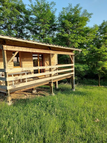 Gîte - Domaine de la Favière - Chalet, Gîte à Velle-sur-Moselle