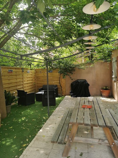 Le Petit Saint Jean, Gîte à Cazouls-d'Hérault