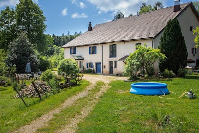 Jurassic Farm, Gîte à Moirans-en-Montagne