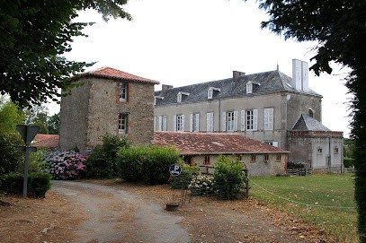 Le Logis de la Girardière, Gîte à Combrand