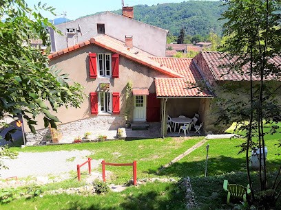 Gîte La Cabanasse ou le Bouvreuil (2 formules 6 ou 9 personnes) - Ariège, Gîte à Montoulieu