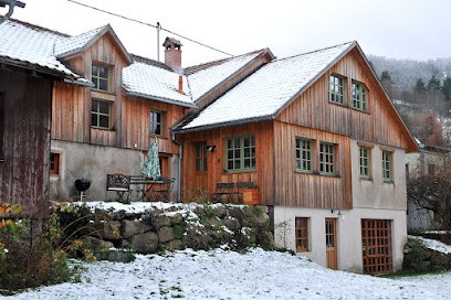 Gîte Au Fil De L'eau : Location Chalet De Montagne Ferienhaus (Alsace, Hautes Vosges), Gîte à Storckensohn
