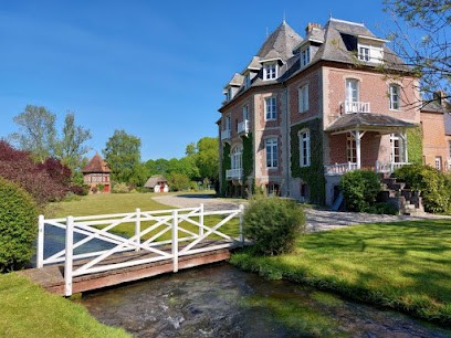 Chezelles Grandcourt / Manoir De La Baronnie, Gîte à Grandcourt
