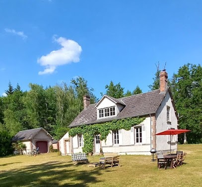 Malvaux - Annexe : Gîte grande capacité en pleine nature, idéal randonnées, proche Center Parcs en Sologne, Loir-et-Cher, Gîte à Nouan-le-Fuzelier