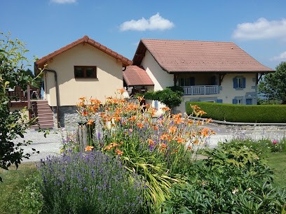 Gite De Charny (2 Chambres / 4 Personnes) ETEAUX Proche La Roche Sur Foron, Gîte à Etaux