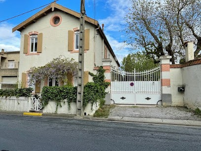 Maison Bonnet - Gîte de charme avec piscine privée, Gîte à Saint-Marcel-sur-Aude